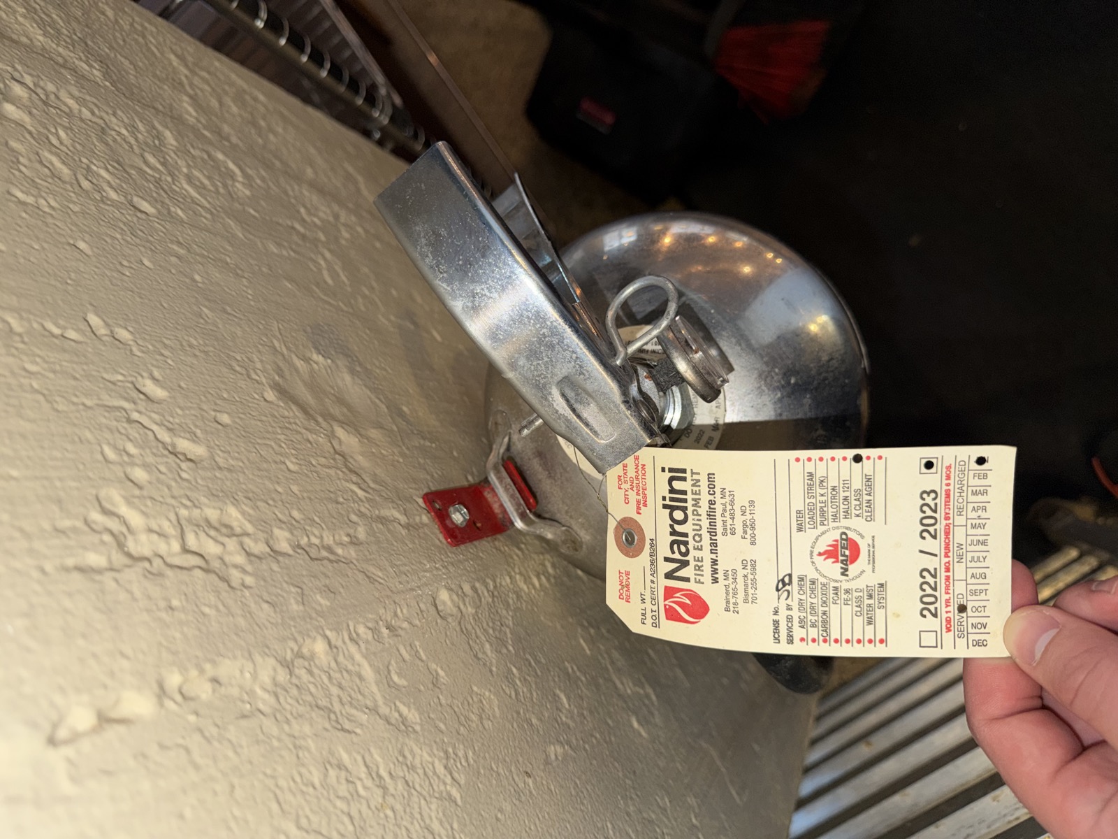 Retail - Extinguisher 2